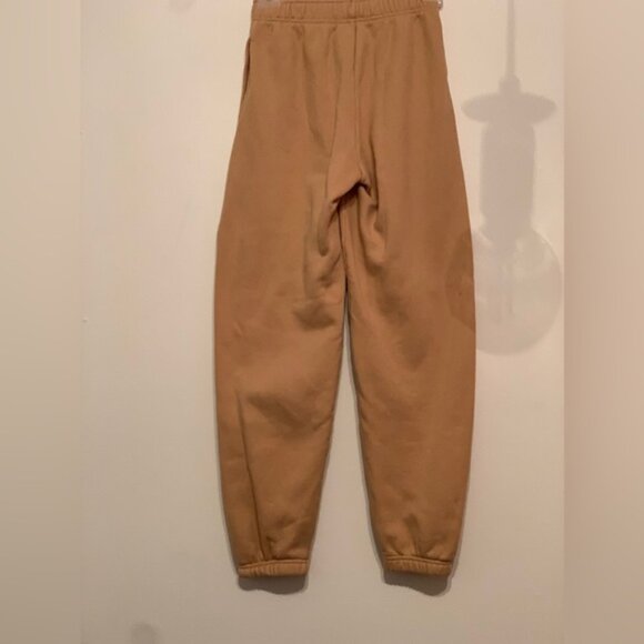 NWOT Aritzia TNA CozyAF Fleece Boyfriend Sweatpant Saville Limited Colour - Picture 7 of 14